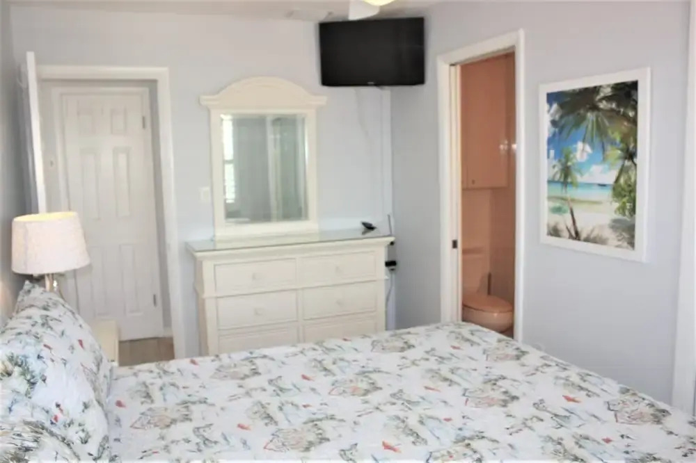 Aloha Kai - Unit 30 1 Bedroom 1.5 Bathroom Apts