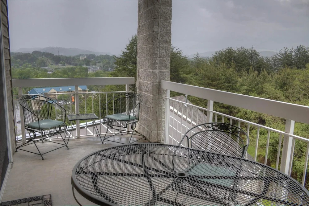Whispering Pines 341