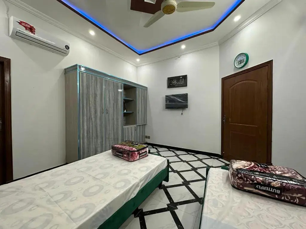 Cheerful VIP Apartments Villa