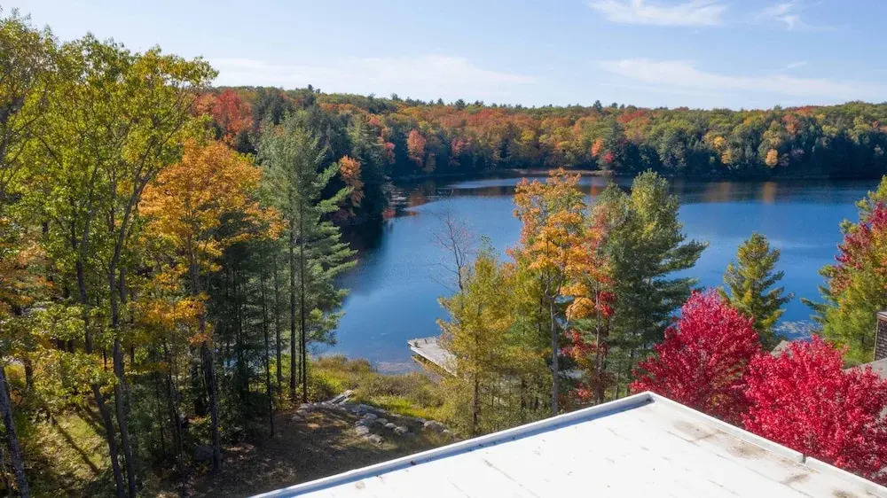 Villa Lago Muskoka Meets Malibu in Port Carling!