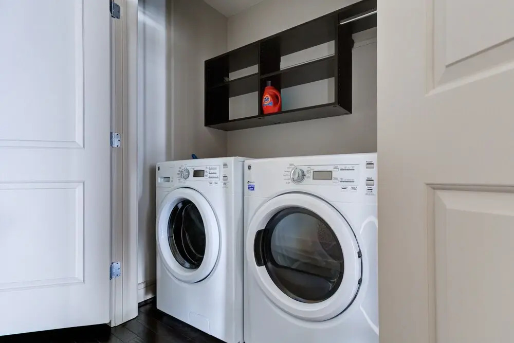 Domio Downtown Stunning 2BR 5 Min to Minute Maid Ball Park