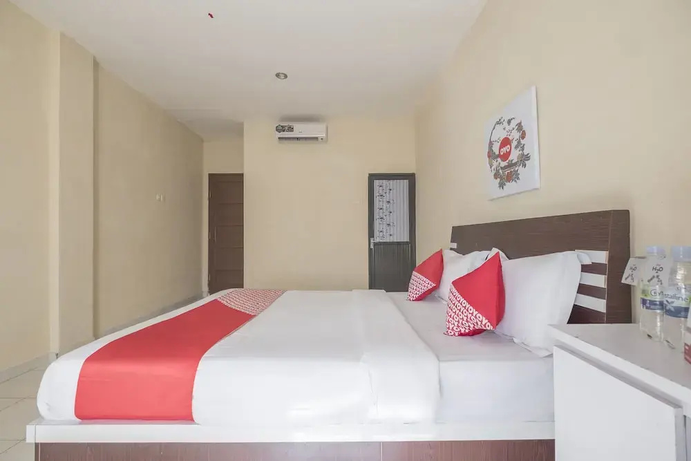 OYO 1075 Rumah Indah Losari Inn