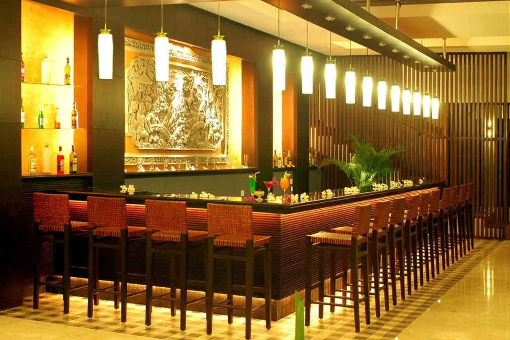The Cakra Hotel