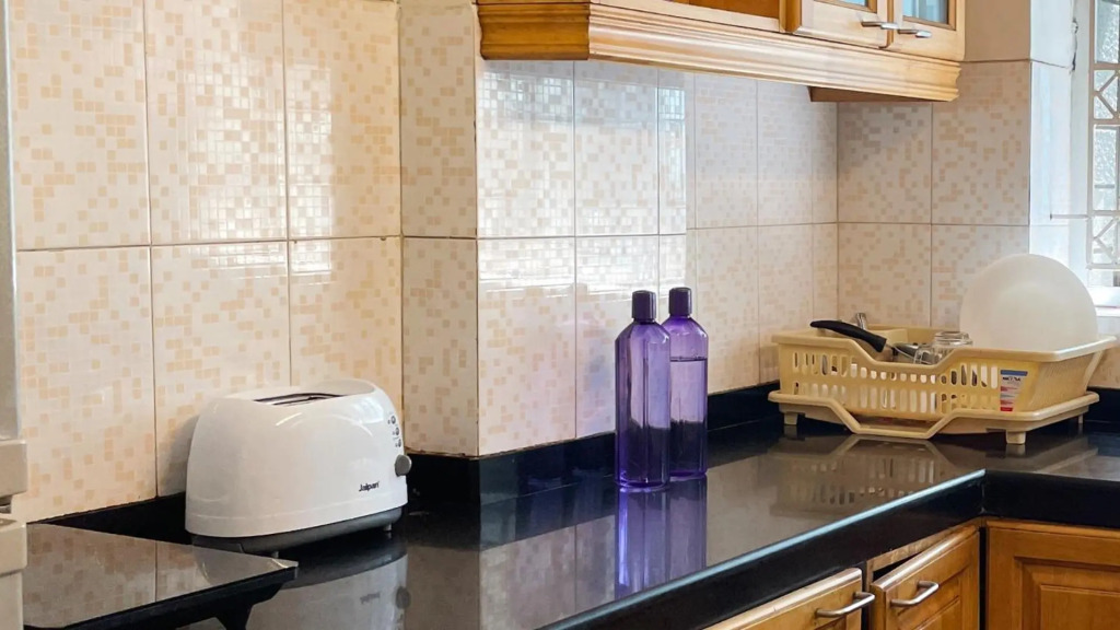 The Aster Homestay - Bedrooms & Apartments
