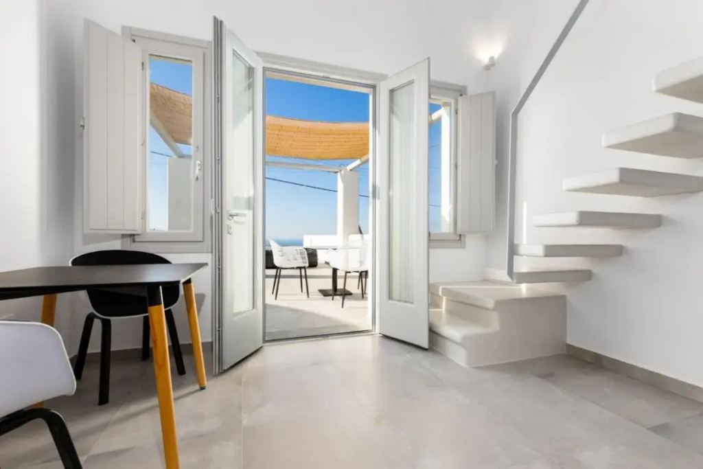 SERAPIAS SUITES