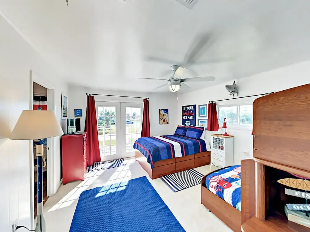 3913 2nd Street Home 2 Bedrooms 2 Bathrooms Home
