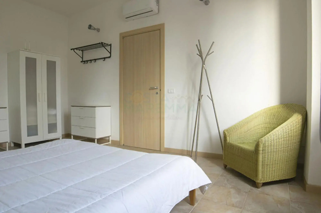 Rosmarino: Delightful apartment in the center of Follonica, in the pedestrian area a few steps from-ROSMARINO