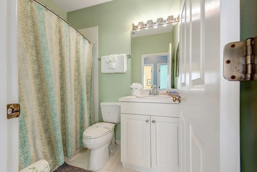 1417 Bermuda Bay Club 3 Bedroom Townhouse by RedAwning