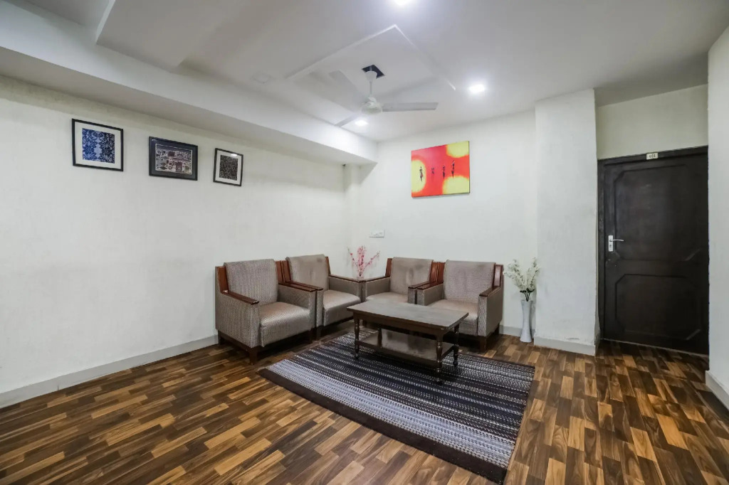 OYO 28783 Hotel Vaishali