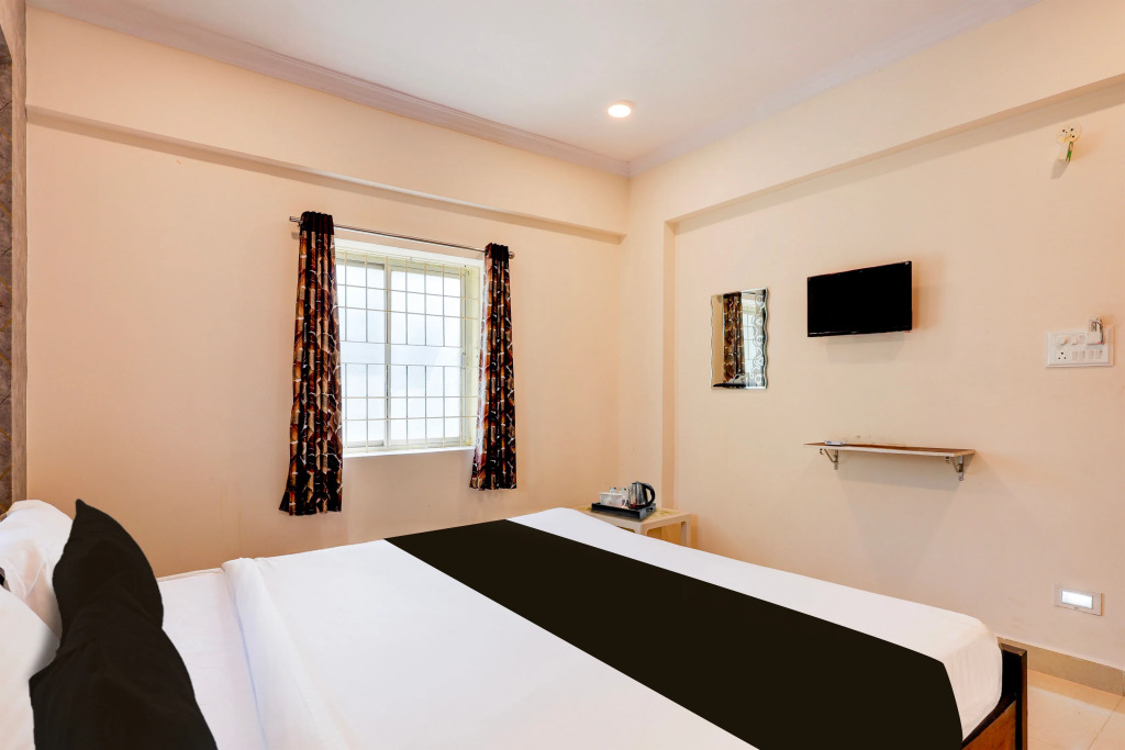Super Hotel O Rushikonda Beach