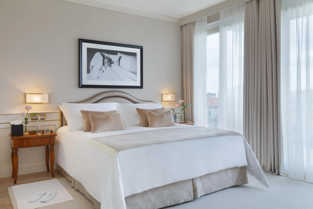 Grand Hotel