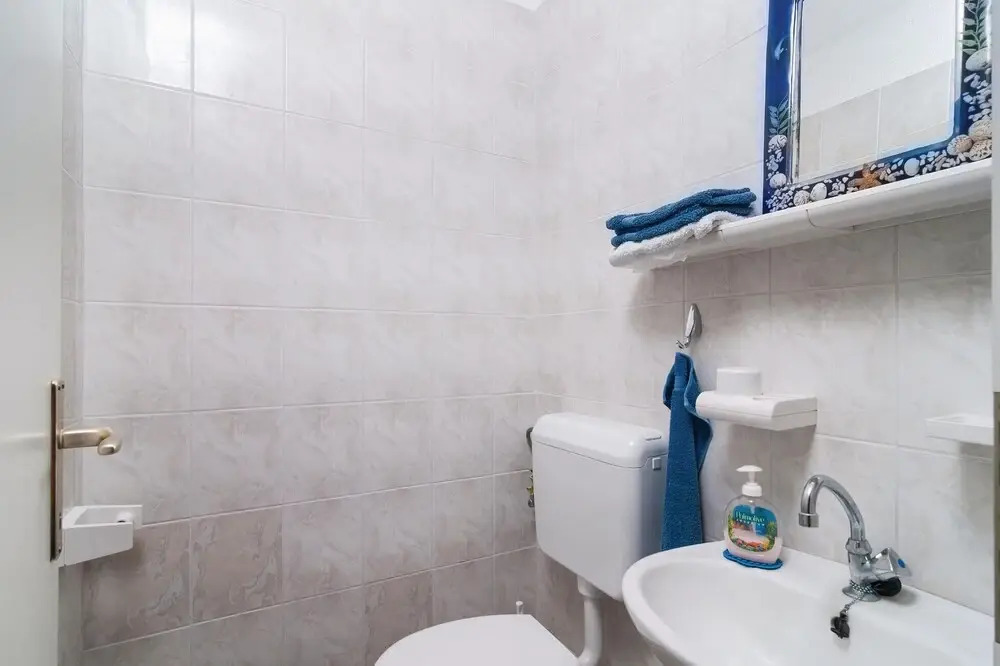 Awesome Apartment in Supetar With 2 Bedrooms and Wifi