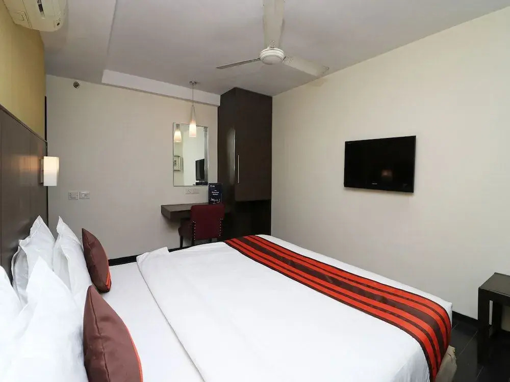 OYO 1187 Hotel Swiss Suites
