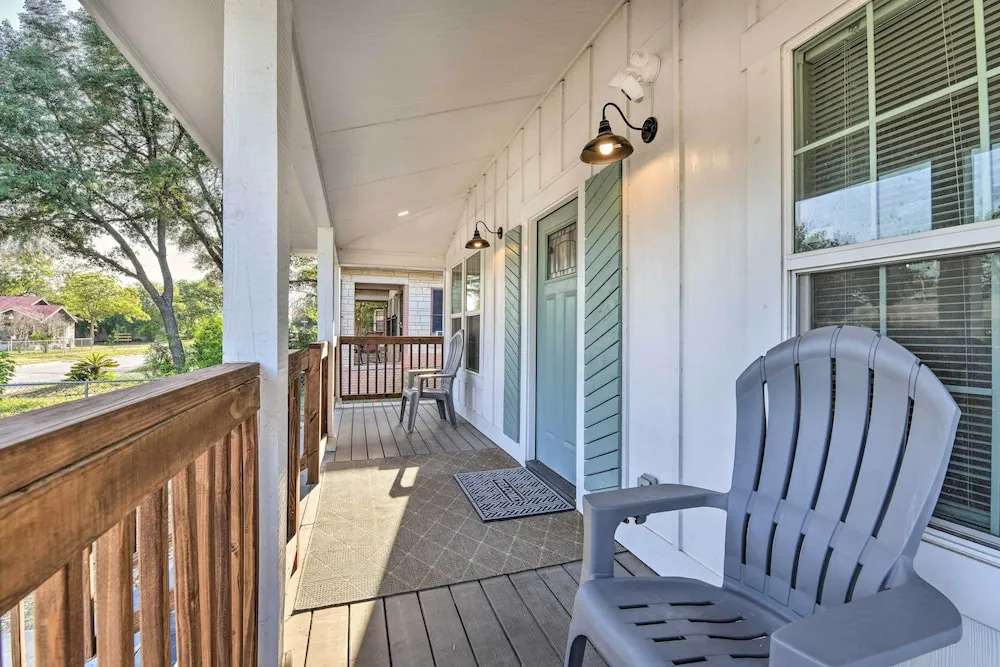 Charming San Antonio Home ~ 4 Mi to Downtown