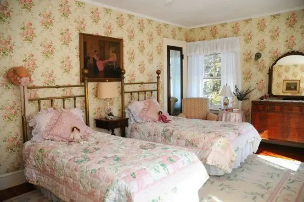 Tucker Hill Inn