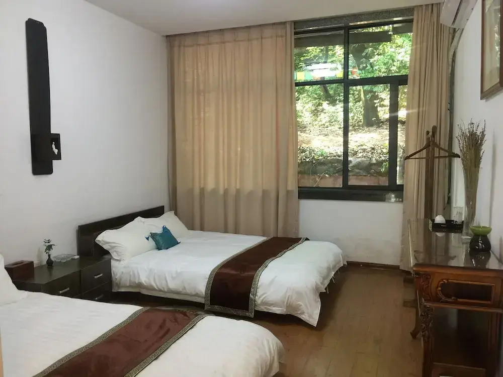 Prdeiction Hotel