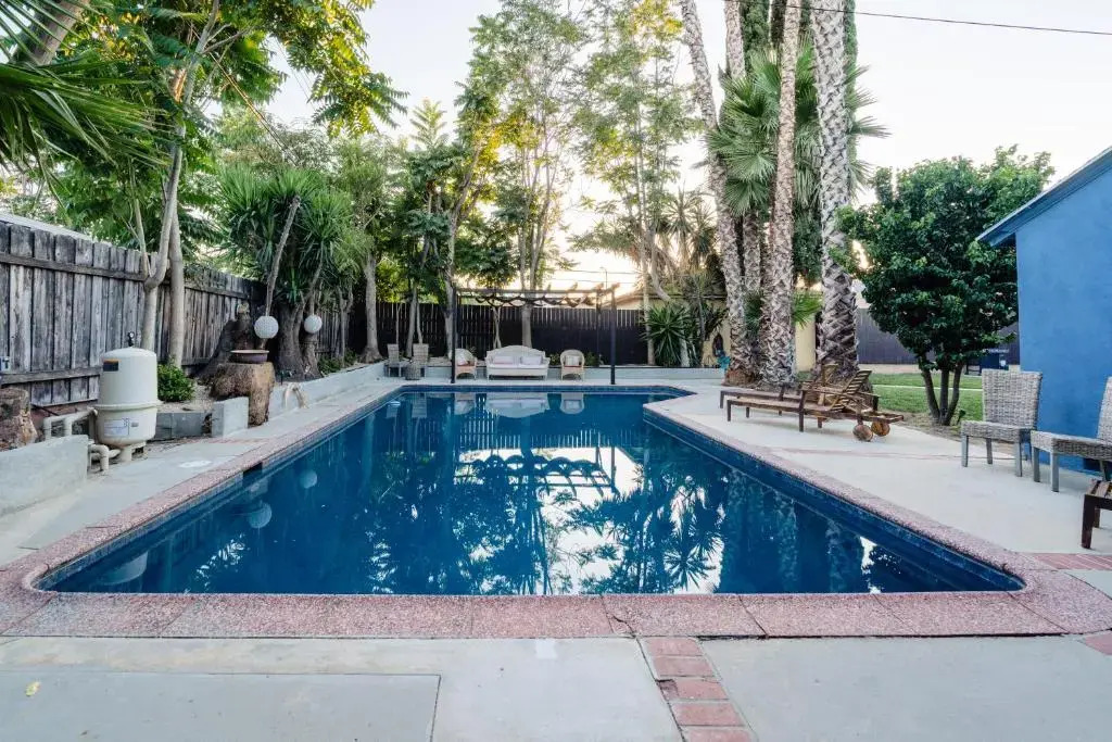 Le Bleu House - Newly Designed 3BR HOUSE & POOL by Topanga
