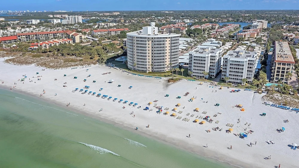 Crystal Sands On Siesta 2 Bedroom Condo by RedAwning