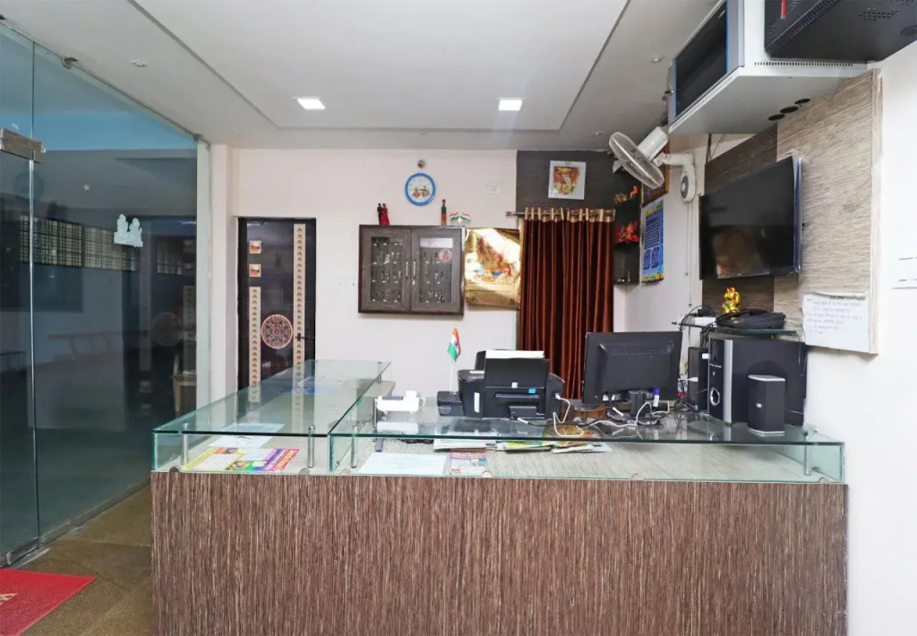 Sharda Homes By OYO Rooms
