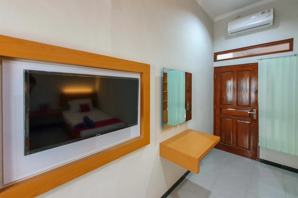 RedDoorz Syariah near Solo Paragon Mall 2