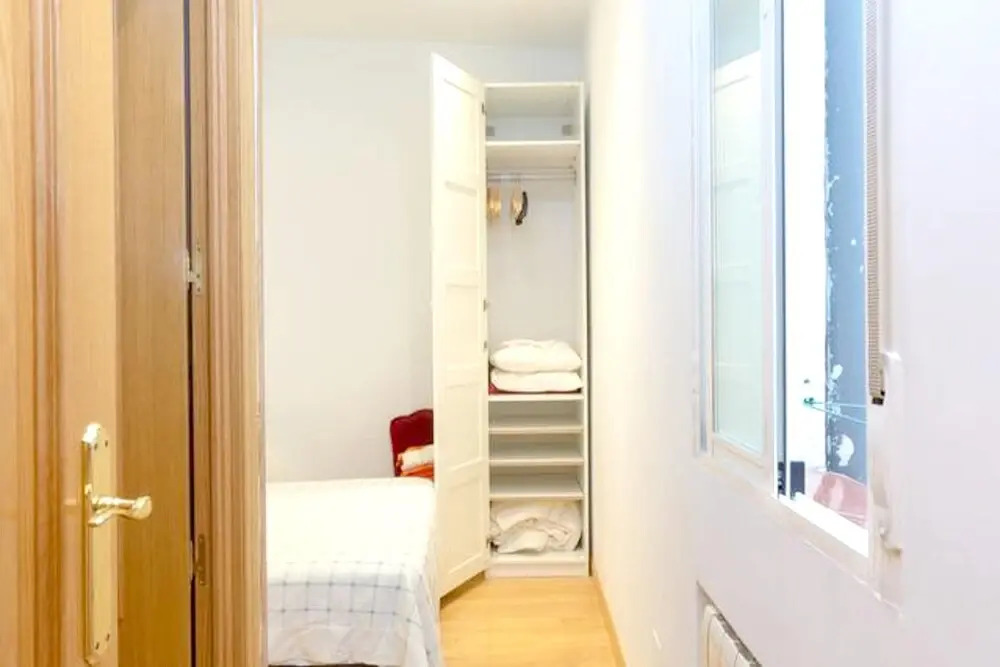 Apartment with One Bedroom in Madrid, with Wifi