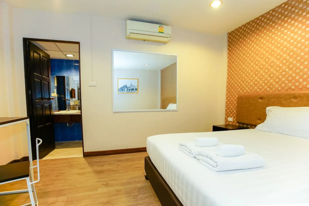 Parasol Inn Chiang Mai Old City