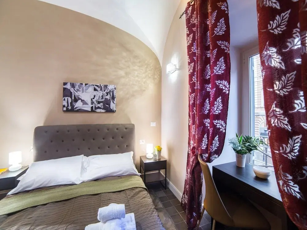 Rent In Rome - Opera Style