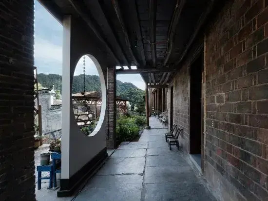 Phoenix Xinsu Light Luxury Courtyard Homestay (Hongqiao Branch)