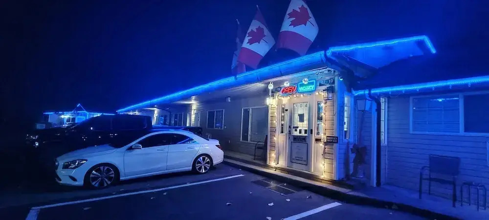 Lucky Strike Motel