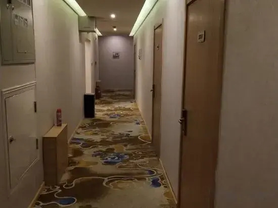 Taiyuan Xiaodian Premium Hotel