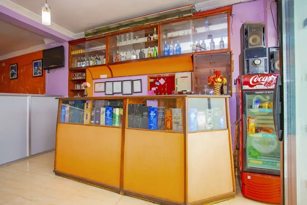 SPOT ON 425 A-one Hotel
