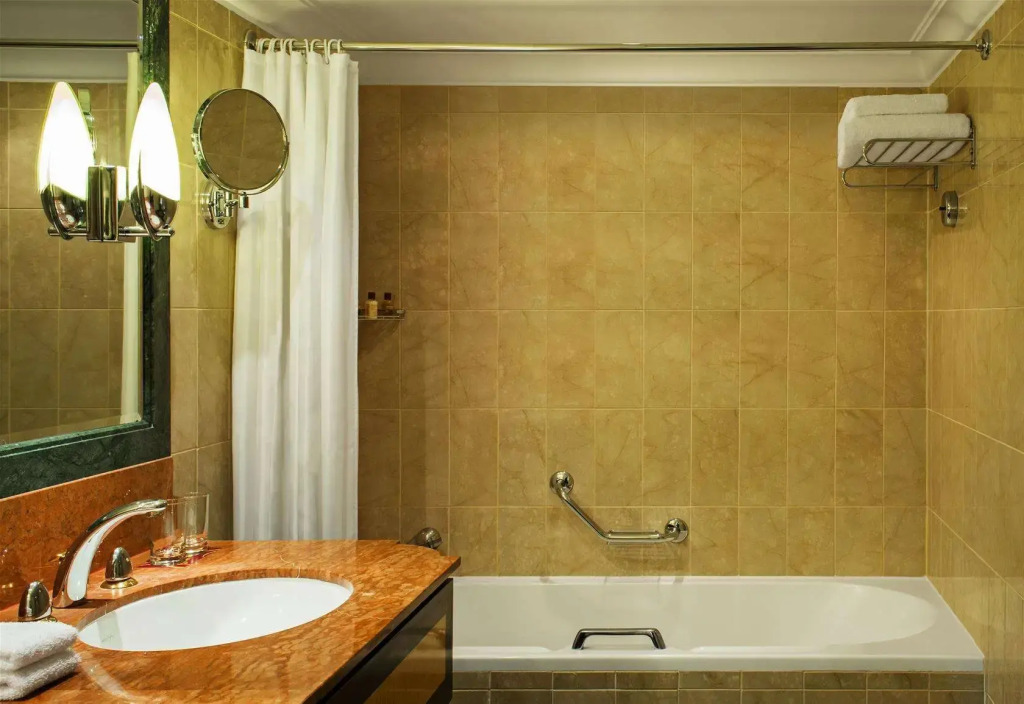 Sheraton Bahrain Hotel