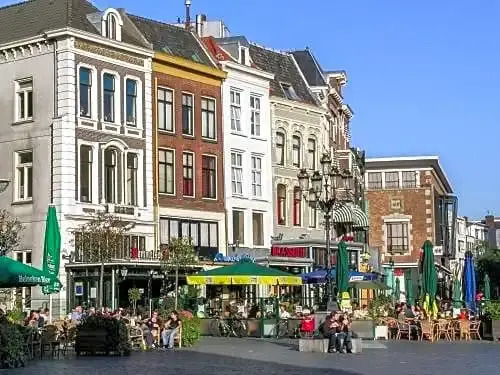 De Lentehof