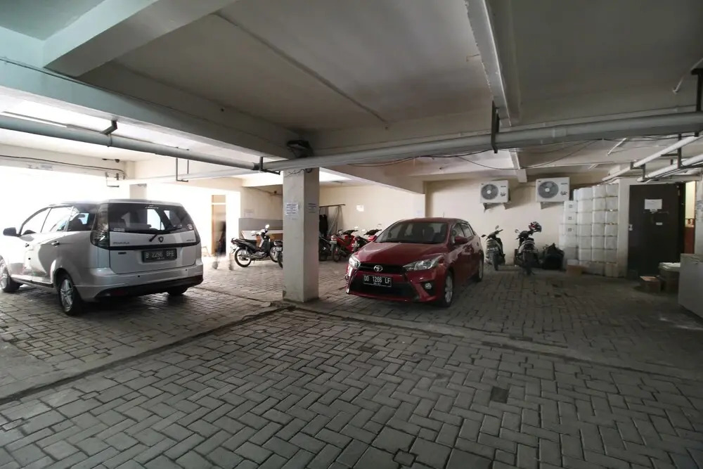 Airy Maricaya Pasewang 27 Makassar