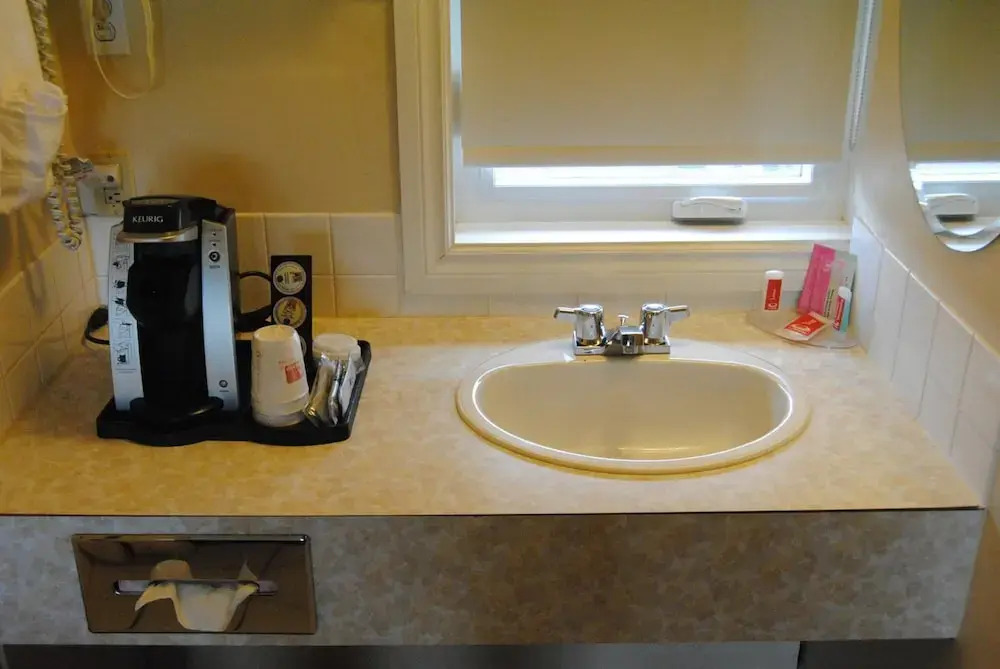 Econo Lodge Edmonton South