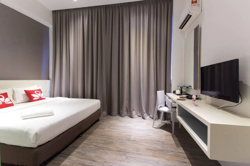 ZEN Rooms Macallum