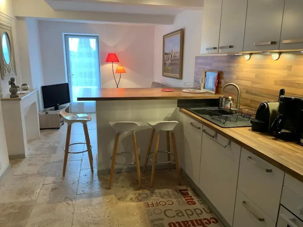 Appt 2 pieces dans Mas provençal
