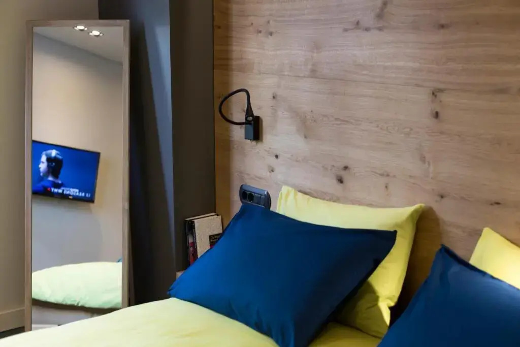 Brand New 2018 Luxury Apartment 10' Minutes Walk From Acropolis And 6 From Metro