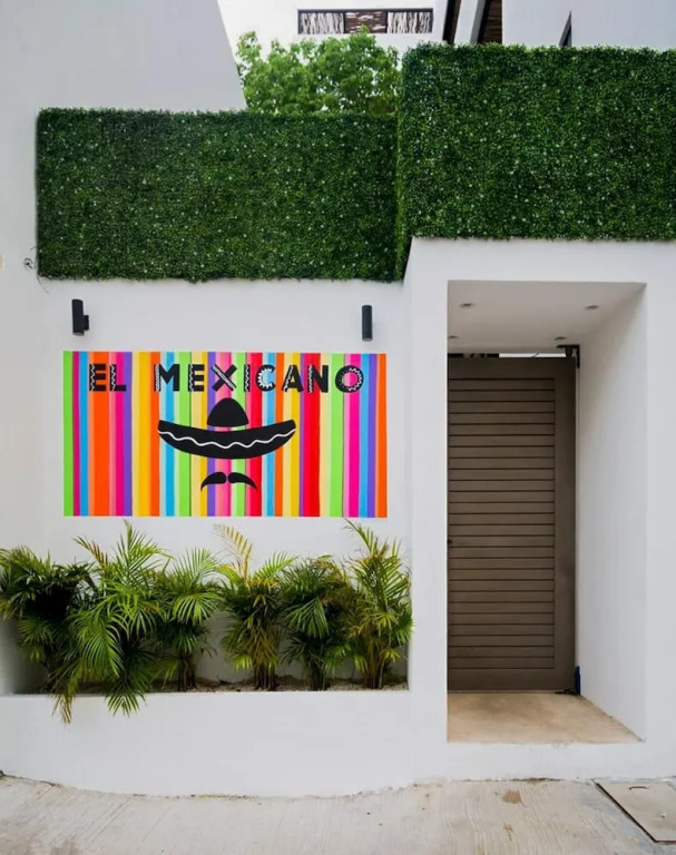 Private Condo in Awesome Complex Pool Rooftop Lounge Walk to 5 Avenida Beach
