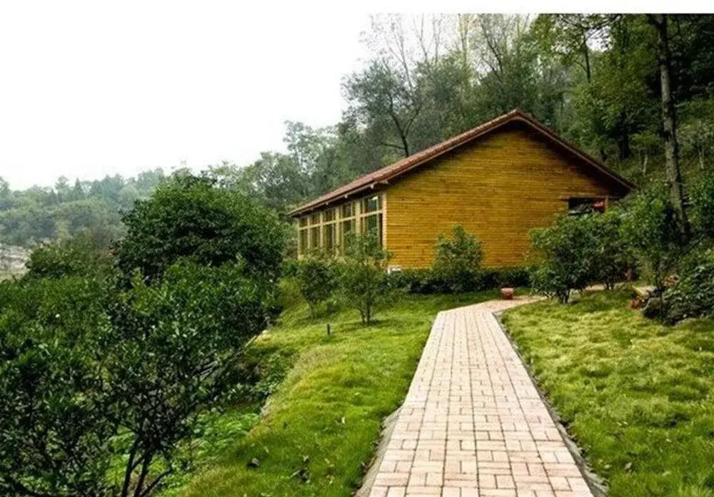 Yichang Changyang North Island Hotel