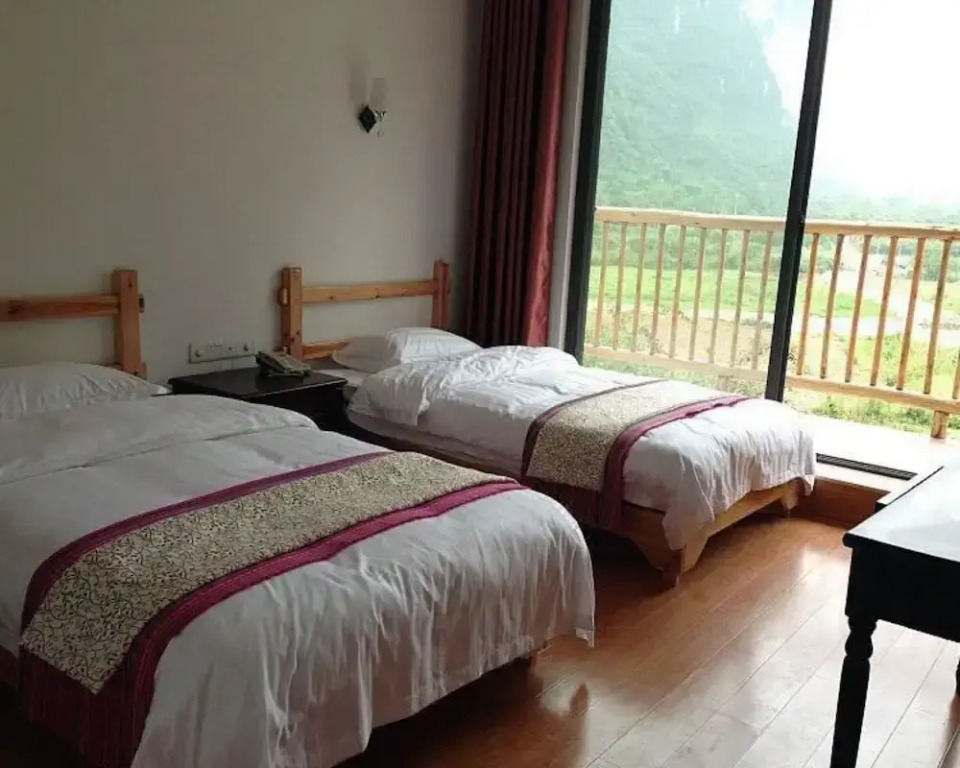 Yangshuo Pure Joy Resort