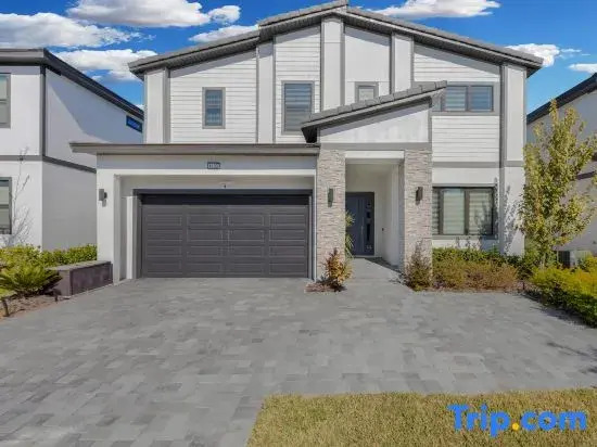 PG6043 - Luxury house