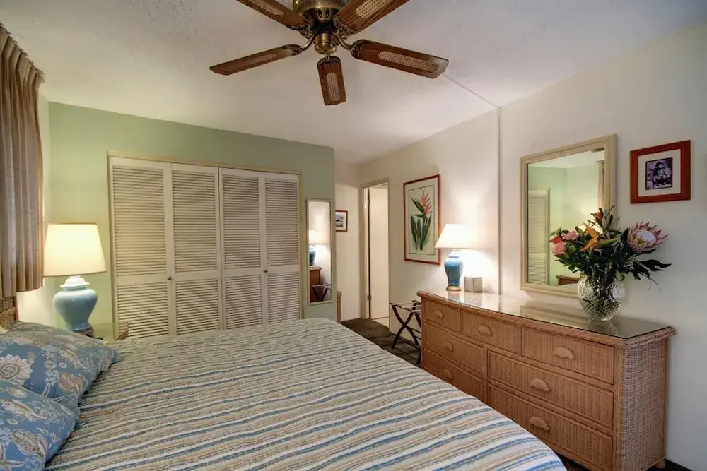 Kihei Beach #405 by Ali'i Resorts