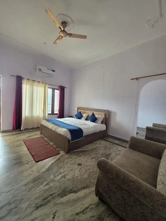 Siddhi Vinayak Hotel And Banquet