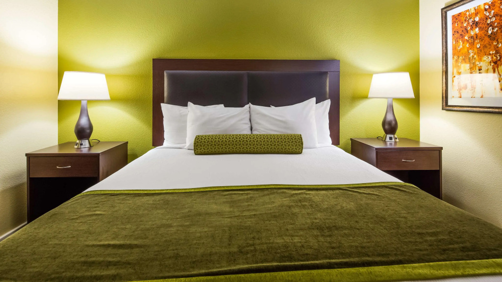 Best Western Plus Casino Royale - Center Strip