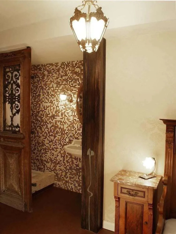Hotel Lux