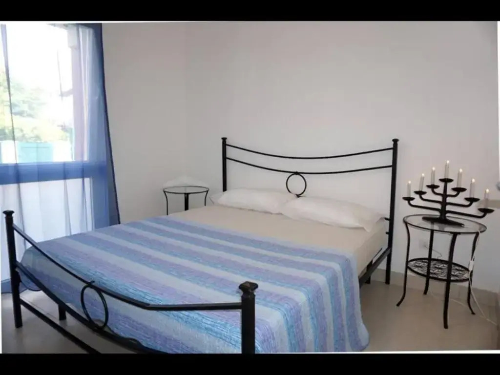 Apartment With Private Garden