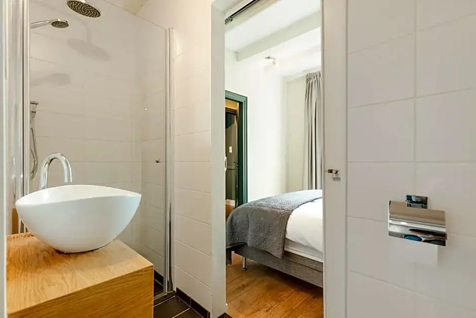 Canal Wow Suites Amsterdam