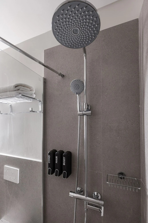 AIRIO Athens Luxury Suites