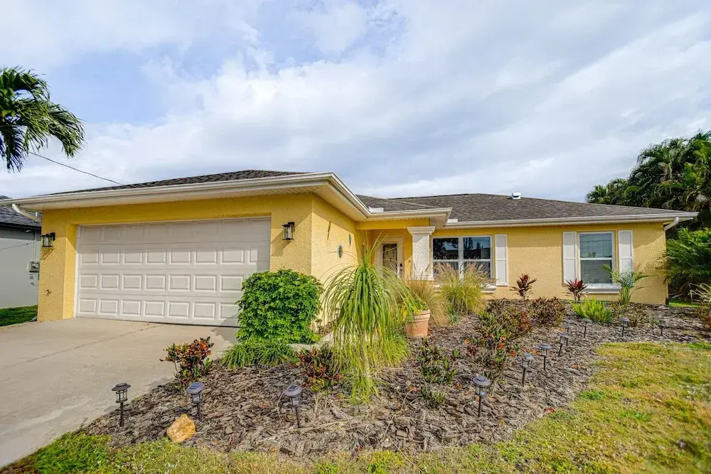 5 Mi to Beach: Getaway in Cape Coral w/ Pool